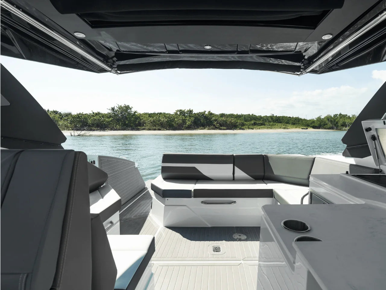 2027 Cruisers Yachts 38GLS-OB 38.0 feet, Clearwater, Florida #66