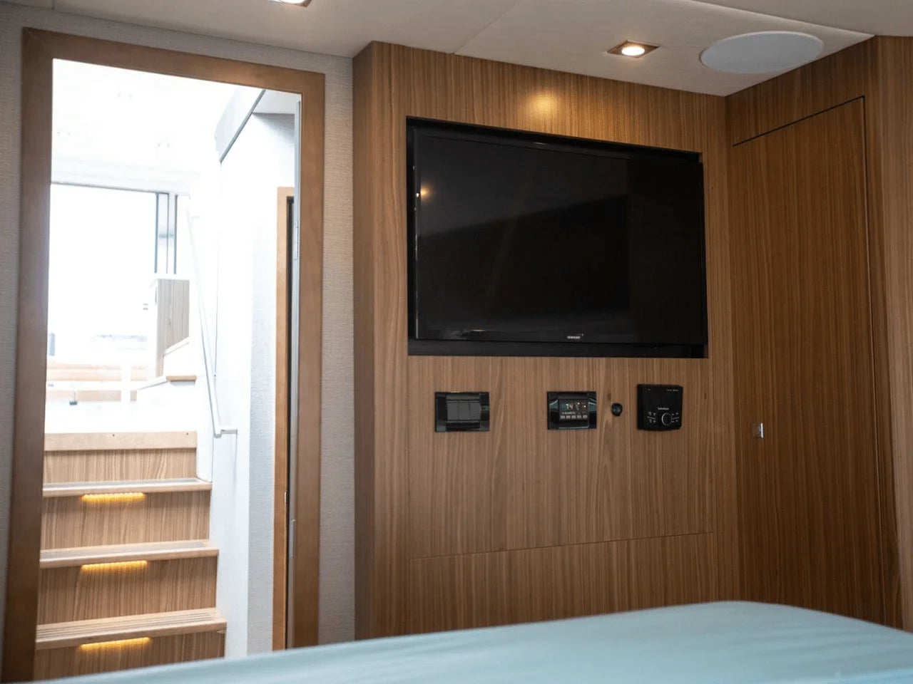 2025 Cruisers Yachts 46 Cantius 46.0 feet, Clearwater, Florida #82