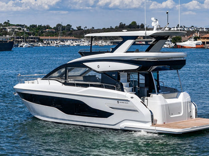 2027 Cruisers Yachts 50 FLY 50.0 feet, Clearwater, Florida #4