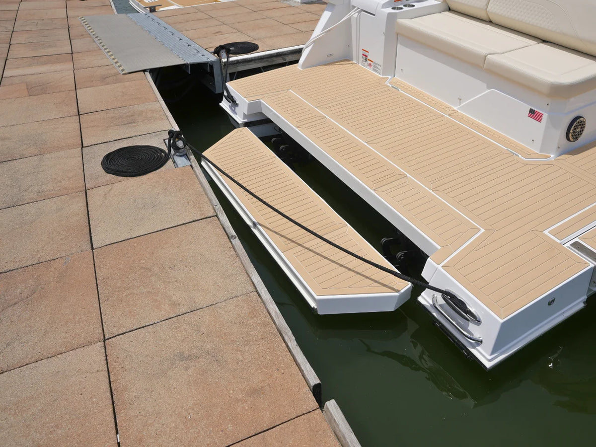 2026 Cruisers Yachts 38 GLS 38.0 feet, Clearwater, Florida #10