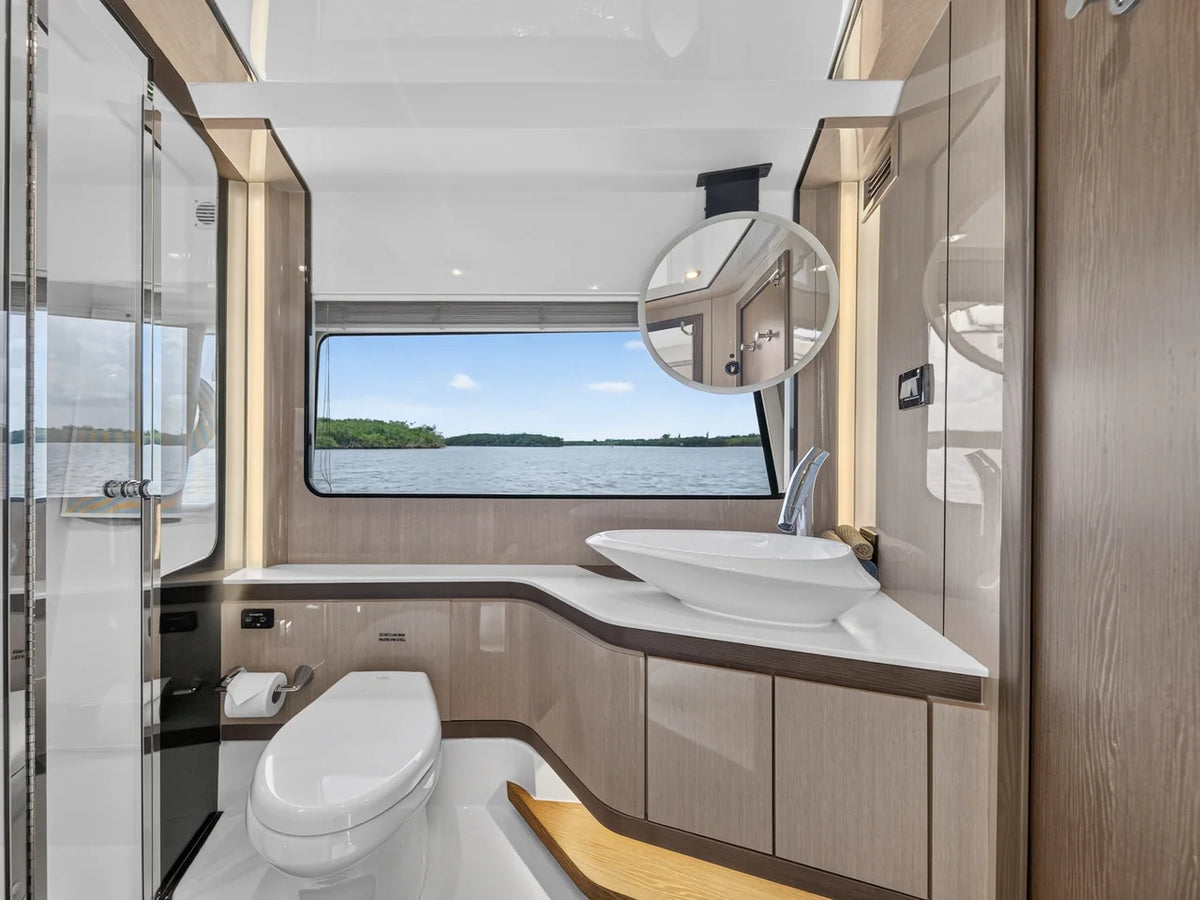 2026 Cruisers Yachts 57 FLY 57.0 feet, Clearwater, Florida #23