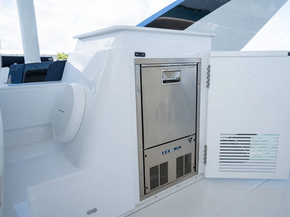 2026 Cruisers Yachts 57 FLY 57.0 feet, Clearwater, Florida #48