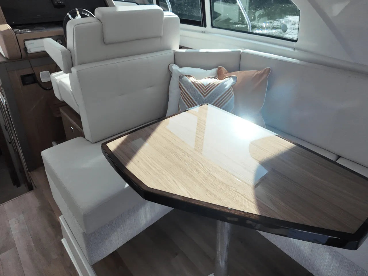 2025 Cruisers Yachts 42 Cantius 42.0 feet, Clearwater, Florida #33