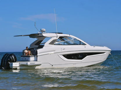 2027 Cruisers Yachts 42 GLS Outboard 42.0 feet, Clearwater, Florida #21
