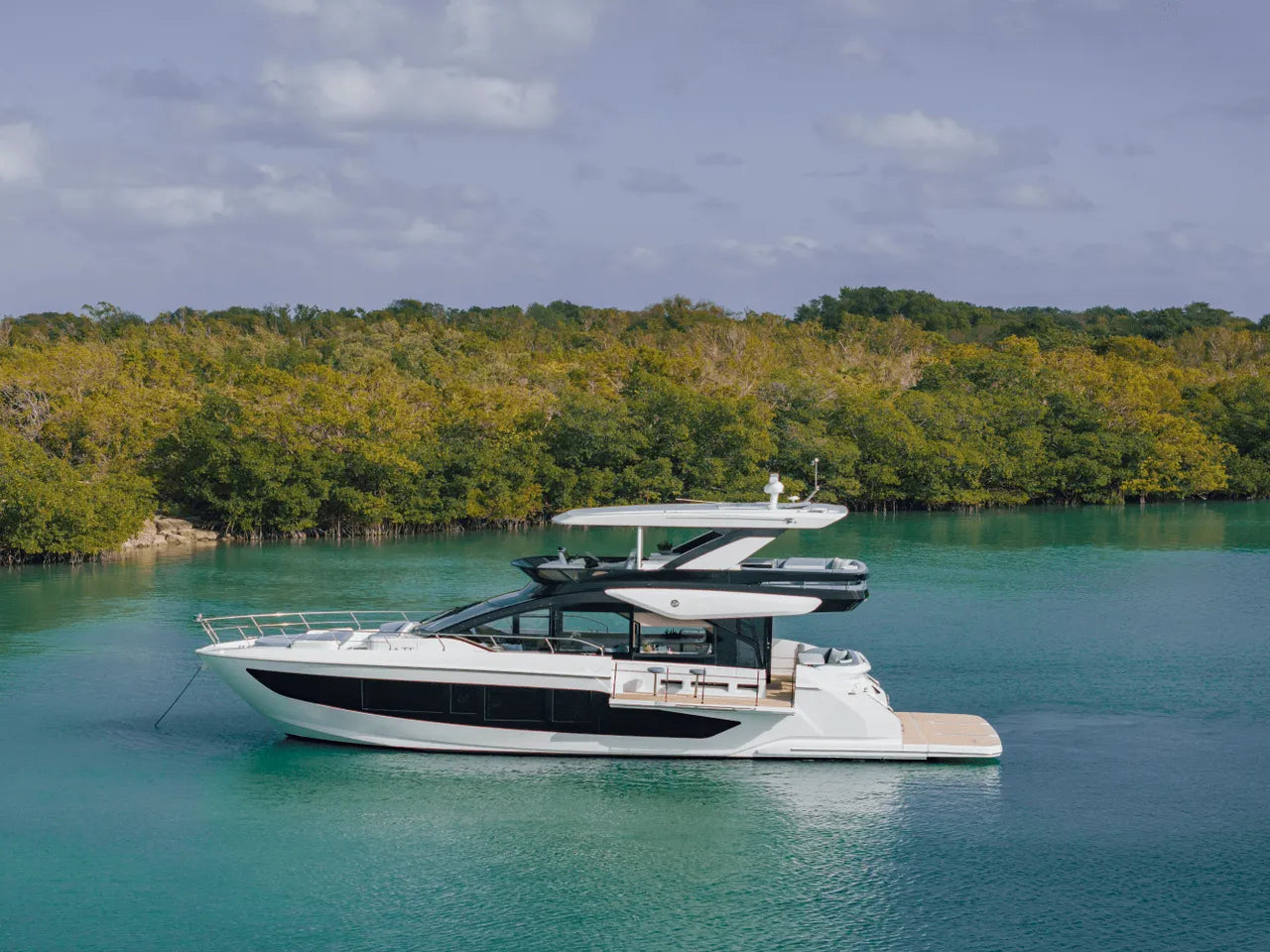 2026 Cruisers Yachts 57 FLY 57.0 feet, Clearwater, Florida #2