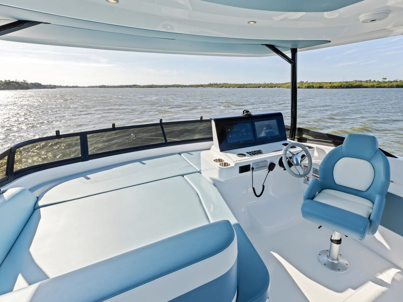2027 Cruisers Yachts 50 FLY 50.0 feet, Clearwater, Florida #43