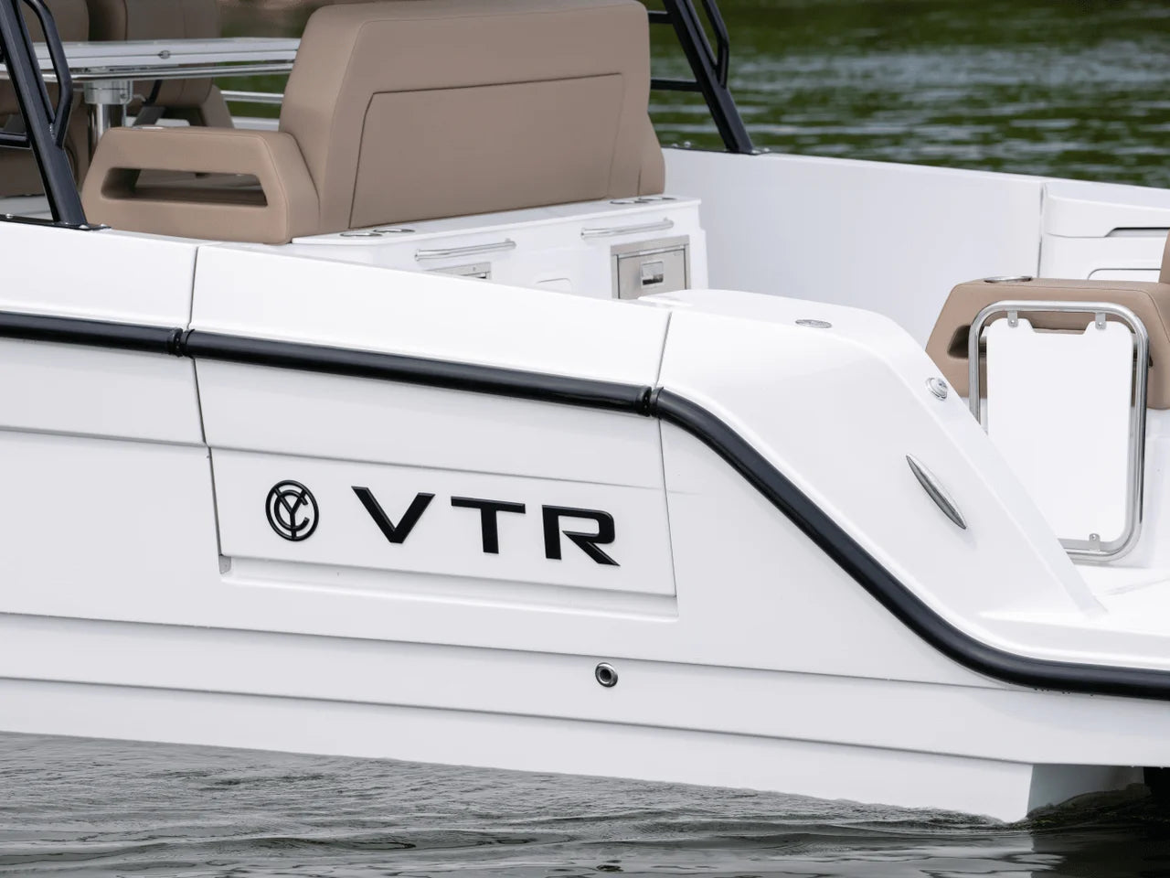 2027 Cruisers Yachts 38VTR 38.0 feet, Clearwater, Florida #6