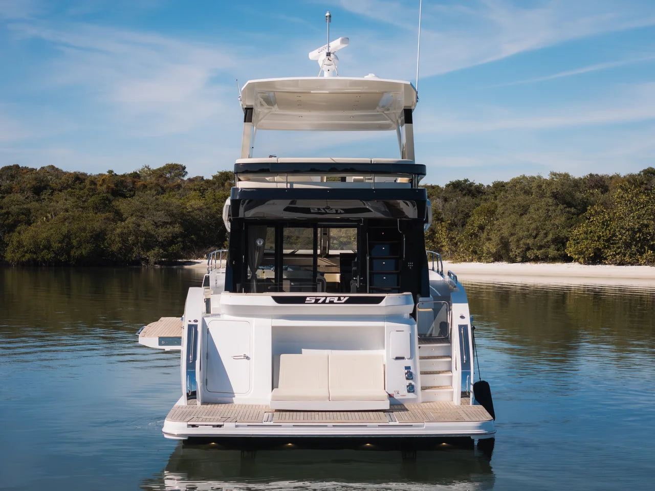 2026 Cruisers Yachts 57 FLY 57.0 feet, Clearwater, Florida #70