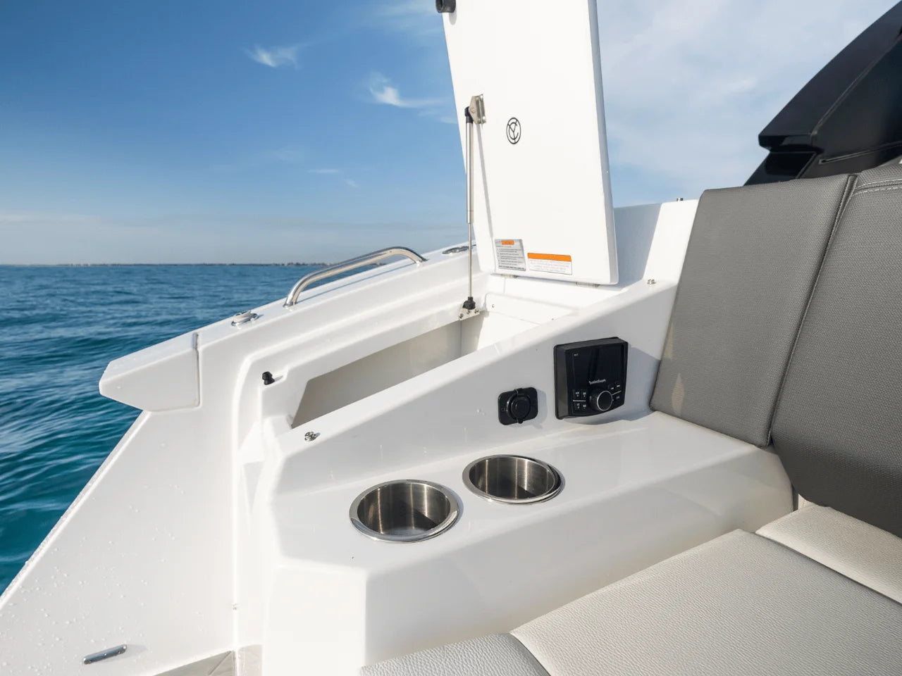 2027 Cruisers Yachts 38GLS-OB 38.0 feet, Clearwater, Florida #56