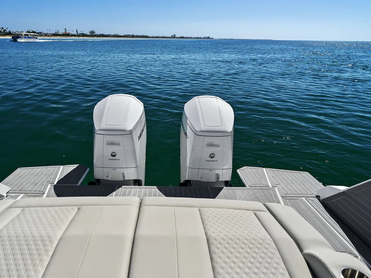 2026 Cruisers Yachts 42 GLS Outboard 42.0 feet, Clearwater, Florida #64