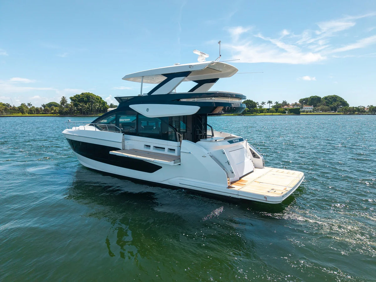 2026 Cruisers Yachts 57 FLY 57.0 feet, Clearwater, Florida #4