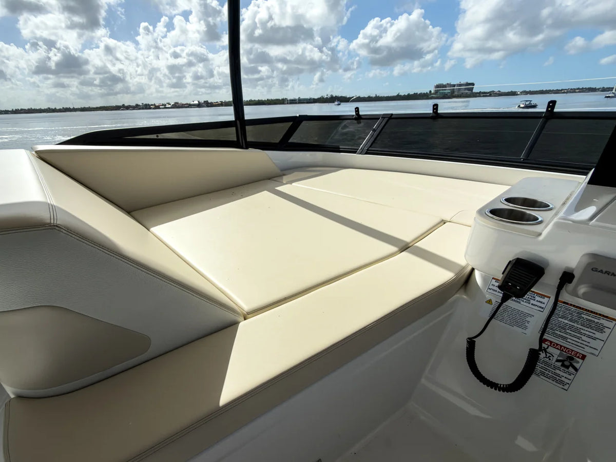 2026 Cruisers Yachts 50 FLY 50.0 feet, Clearwater, Florida #77