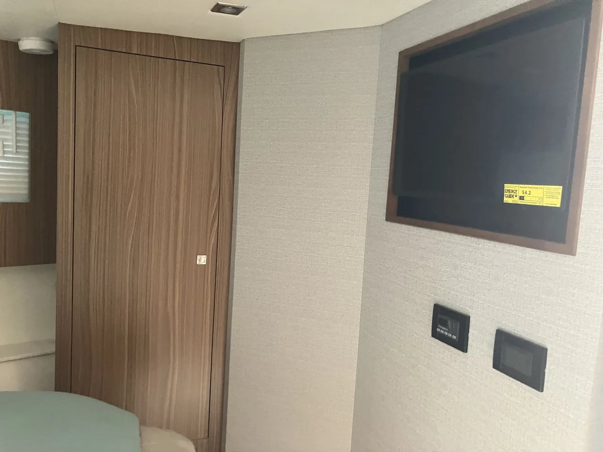 2026 Cruisers Yachts 42 Cantius 42.0 feet, Clearwater, Florida #25