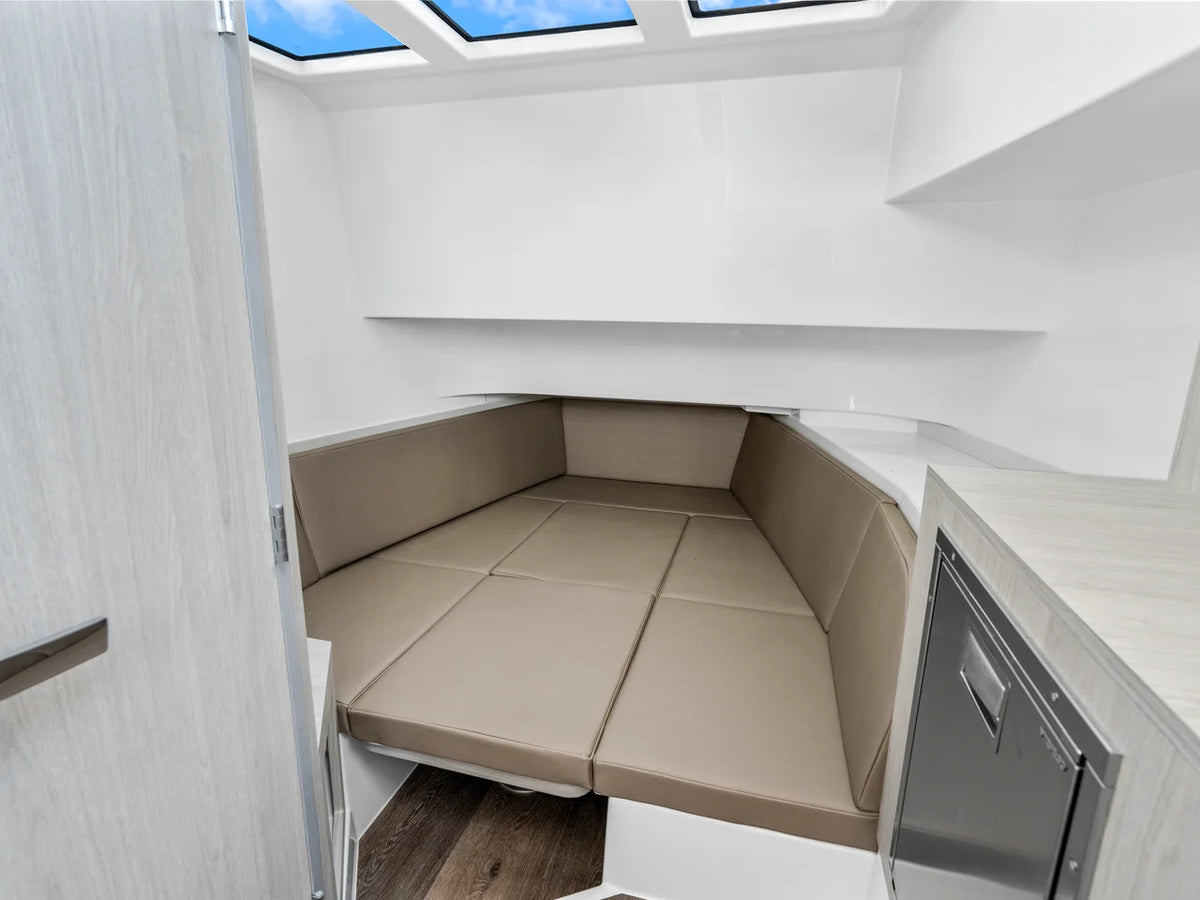 2026 Cruisers Yachts 38 VTR EC 38.0 feet, Clearwater, Florida #28
