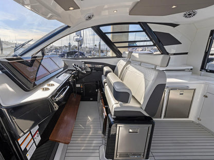 2026 Cruisers Yachts 50GLS OB 50.0 feet, Clearwater, Florida #24