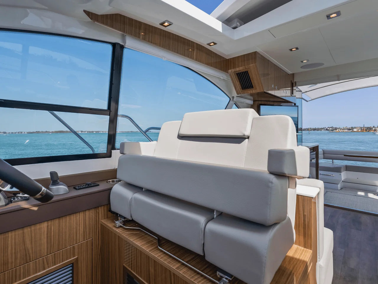 2026 Cruisers Yachts 50 Cantius 50.0 feet, Clearwater, Florida #100