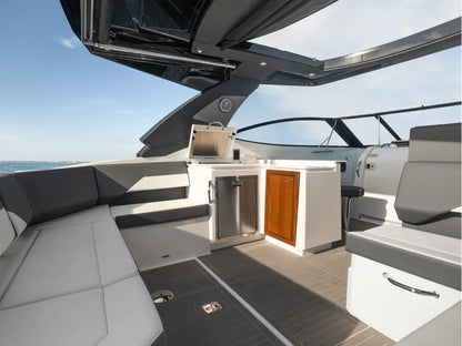 2027 Cruisers Yachts 38GLS-OB 38.0 feet, Clearwater, Florida #61