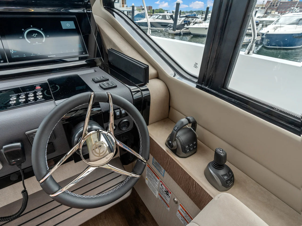 2026 Cruisers Yachts 57 FLY 57.0 feet, Clearwater, Florida #26