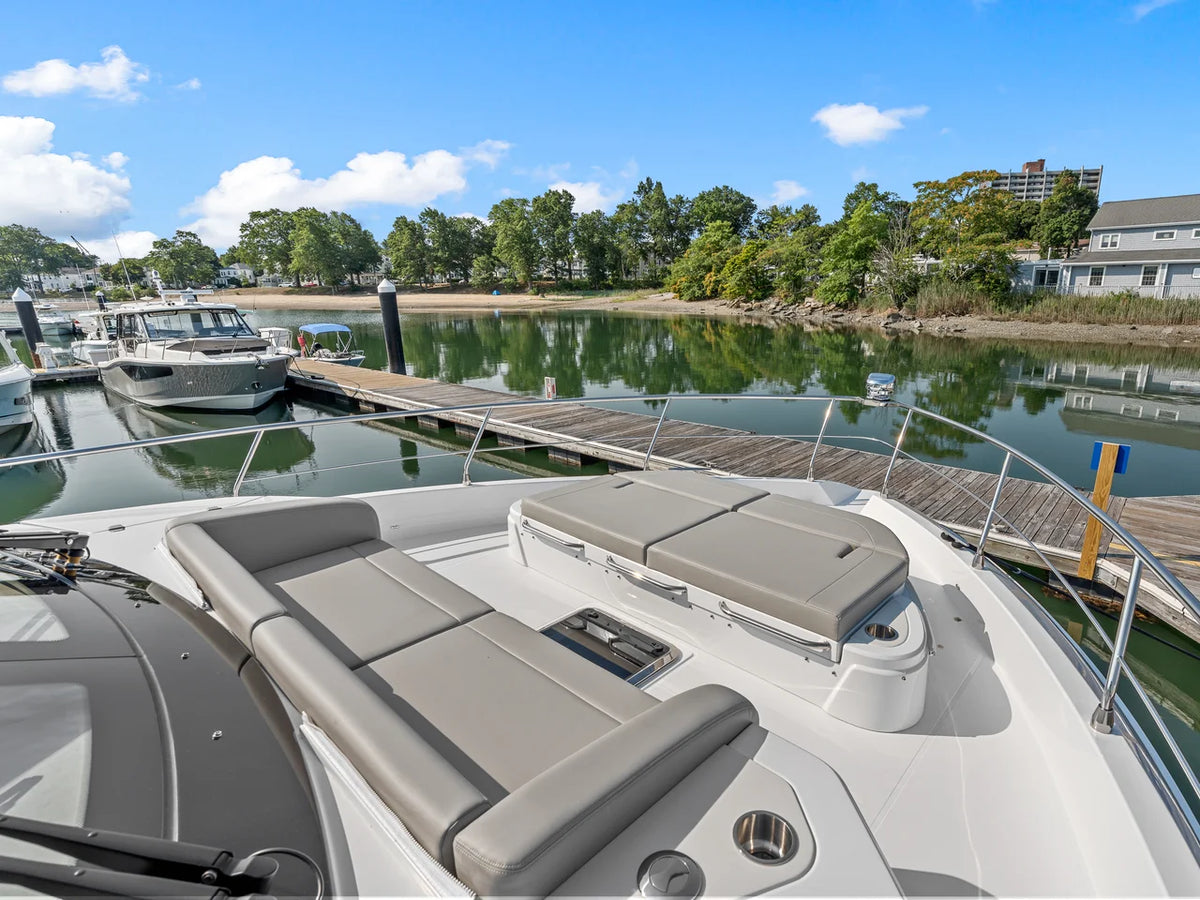 2027 Cruisers Yachts 50 FLY 50.0 feet, Clearwater, Florida #57