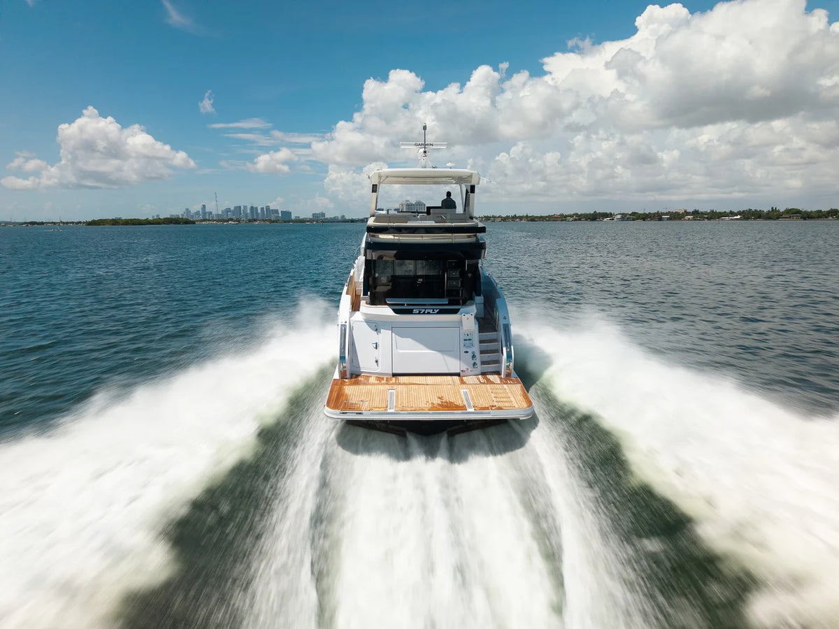 2026 Cruisers Yachts 57 FLY 57.0 feet, Clearwater, Florida #8
