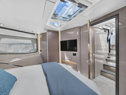 2026 Cruisers Yachts 57 FLY 57.0 feet, Clearwater, Florida #20