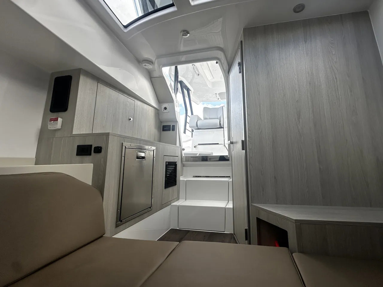 2026 Cruisers Yachts 38 VTR 38.0 feet, Clearwater, Florida #52