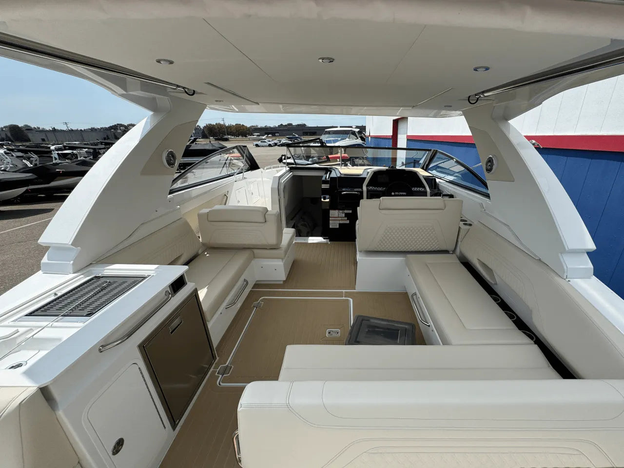 2026 Cruisers Yachts 34 GLS 34.0 feet, Clearwater, Florida #18