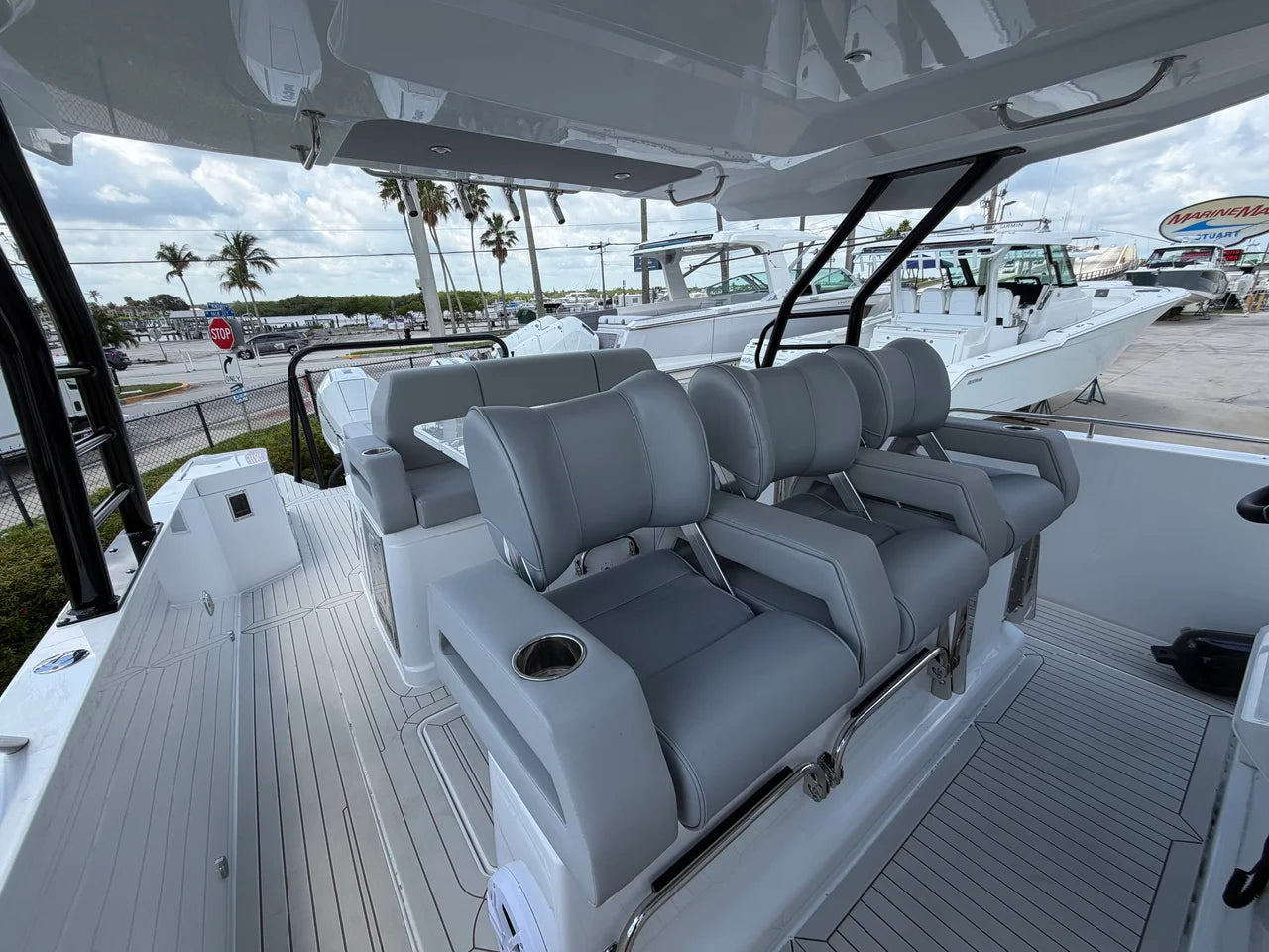 2026 Cruisers Yachts 38 VTR 38.0 feet, Clearwater, Florida #9