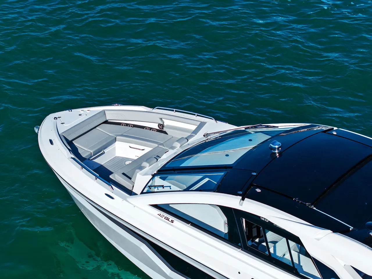 2026 Cruisers Yachts 42 GLS Outboard 42.0 feet, Clearwater, Florida #9