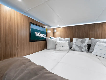 2026 Cruisers Yachts 50GLS OB 50.0 feet, Clearwater, Florida #31