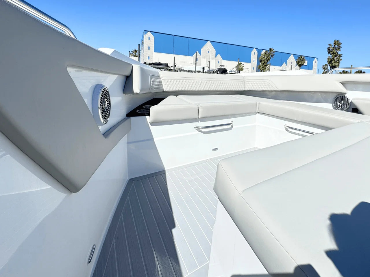 2025 Cruisers Yachts 42 GLS Outboard 42.0 feet, Clearwater, Florida #12