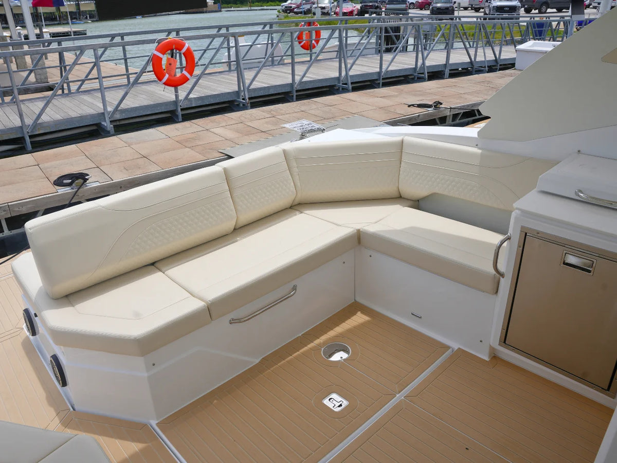 2026 Cruisers Yachts 38 GLS 38.0 feet, Clearwater, Florida #26