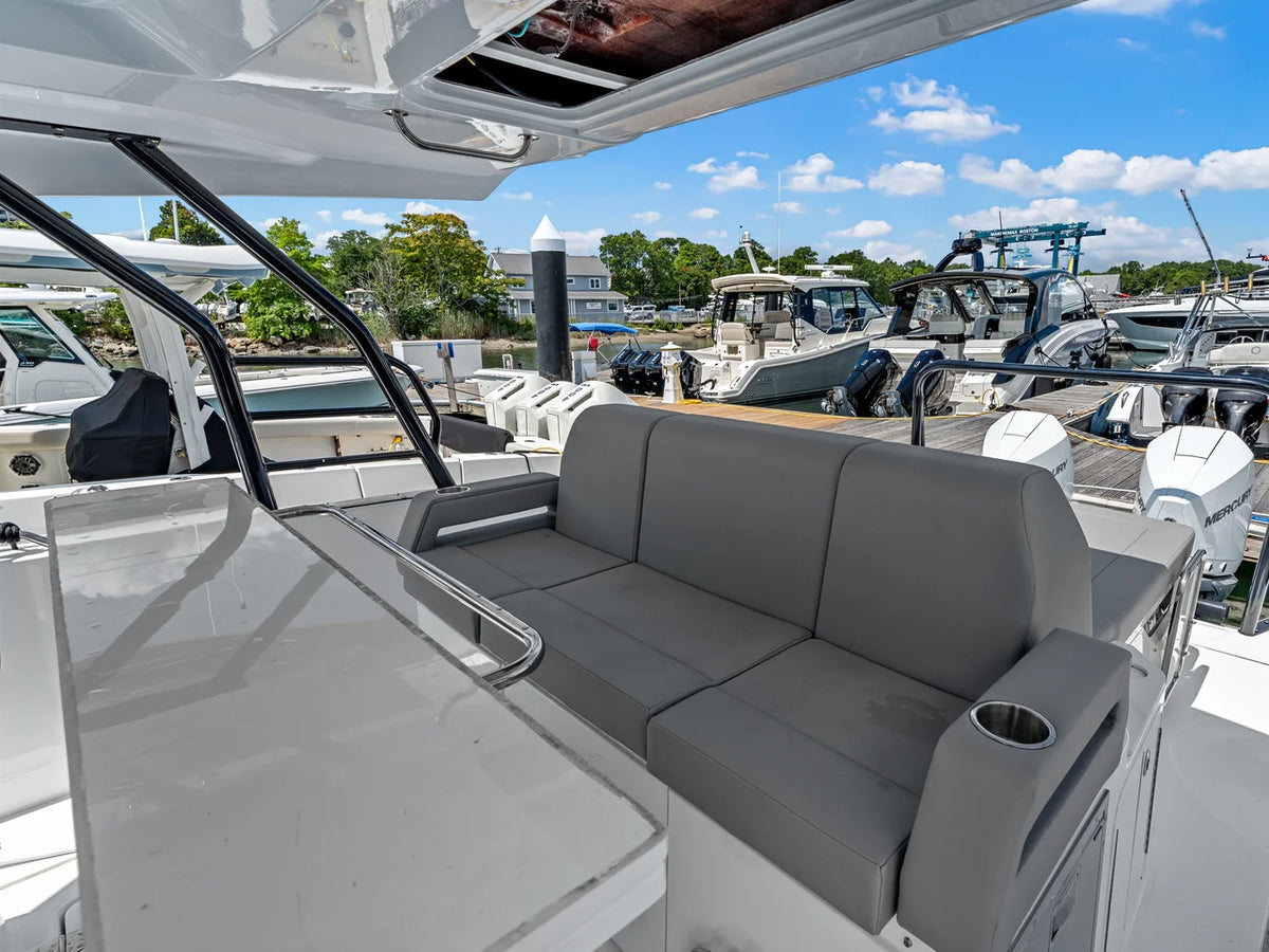 2026 Cruisers Yachts 38 VTR 38.0 feet, Clearwater, Florida #11