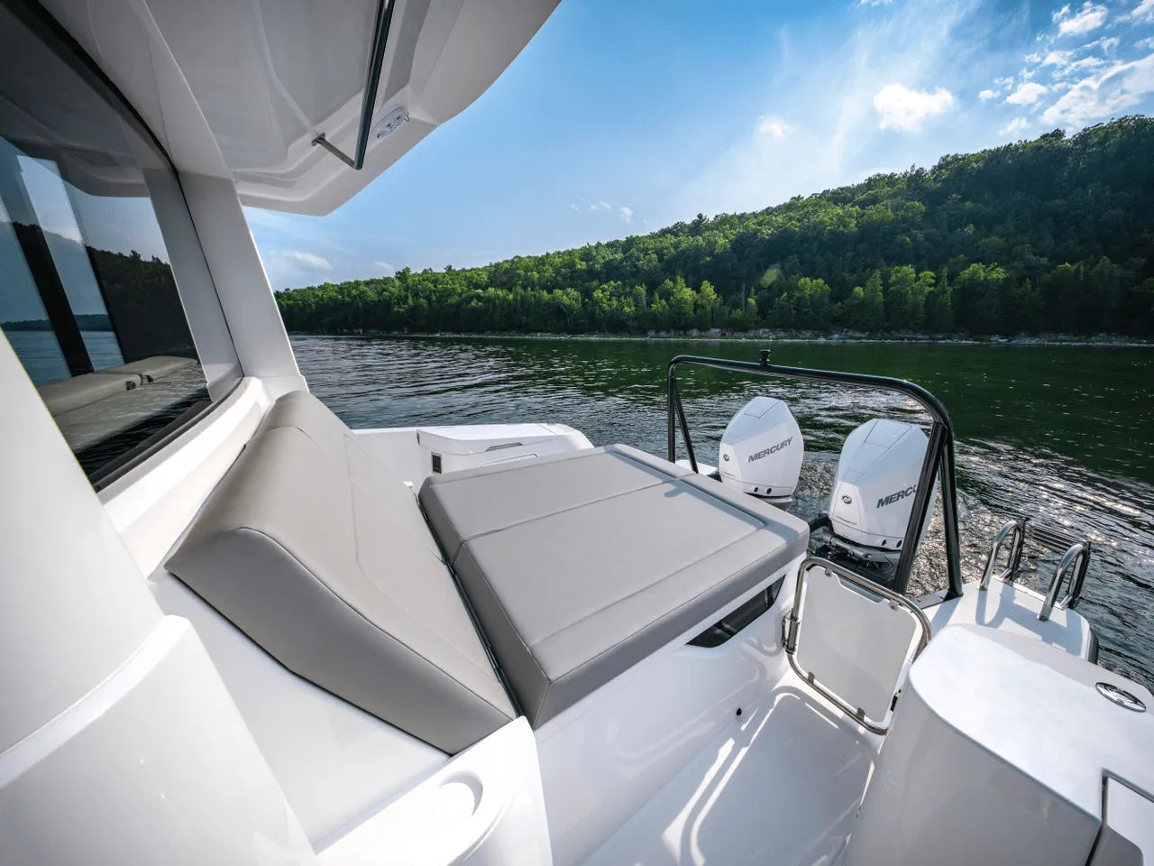 2026 Cruisers Yachts 38 VTR EC 38.0 feet, Clearwater, Florida #7