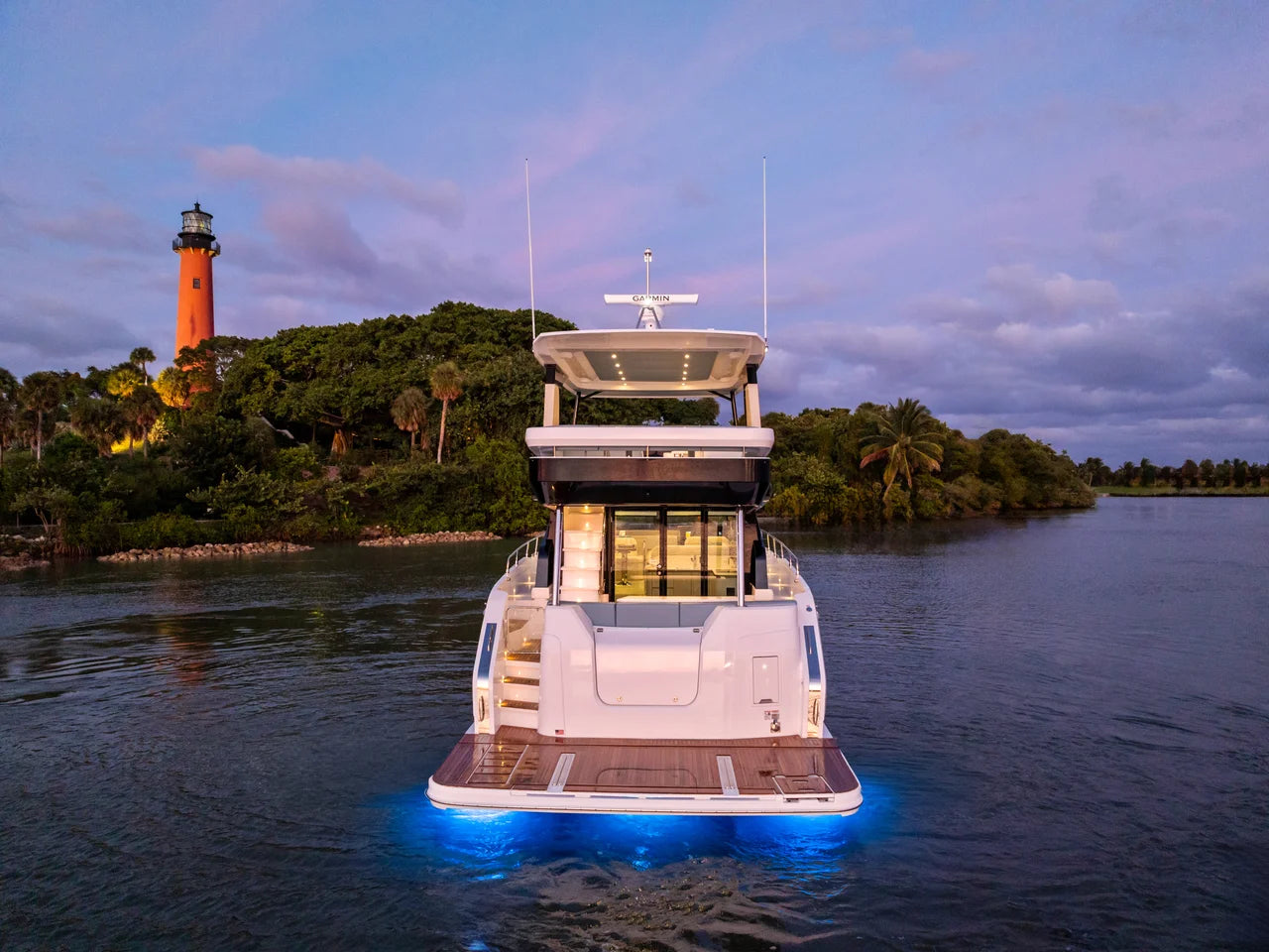 2027 Cruisers Yachts 50 FLY 50.0 feet, Clearwater, Florida #8