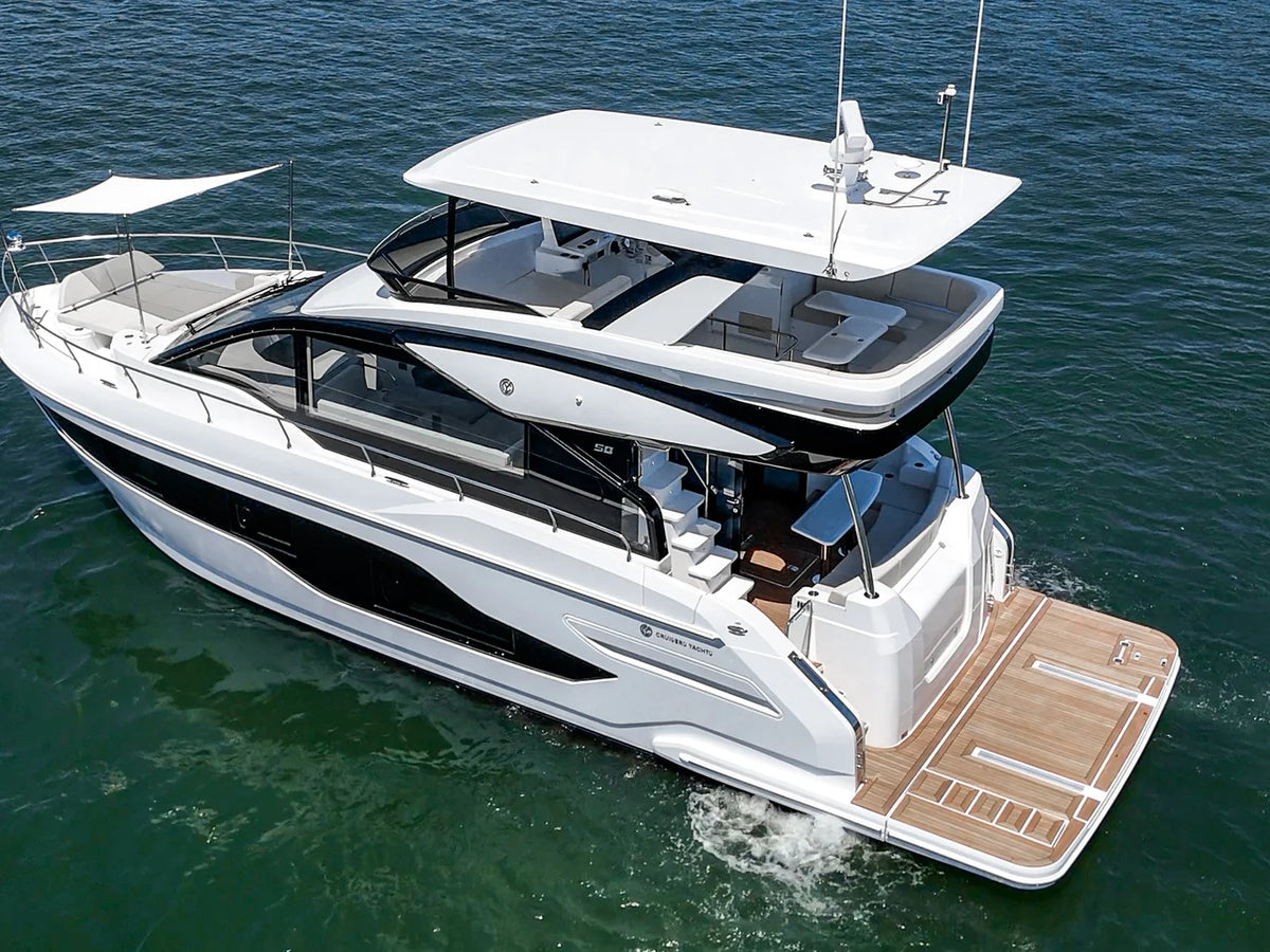 2027 Cruisers Yachts 50 FLY 50.0 feet, Clearwater, Florida #5
