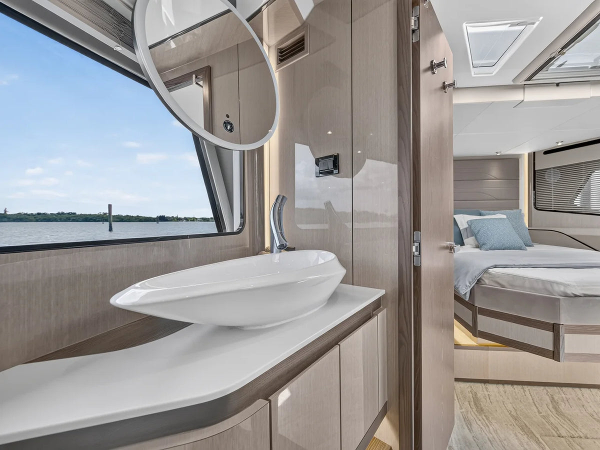 2026 Cruisers Yachts 57 FLY 57.0 feet, Clearwater, Florida #25