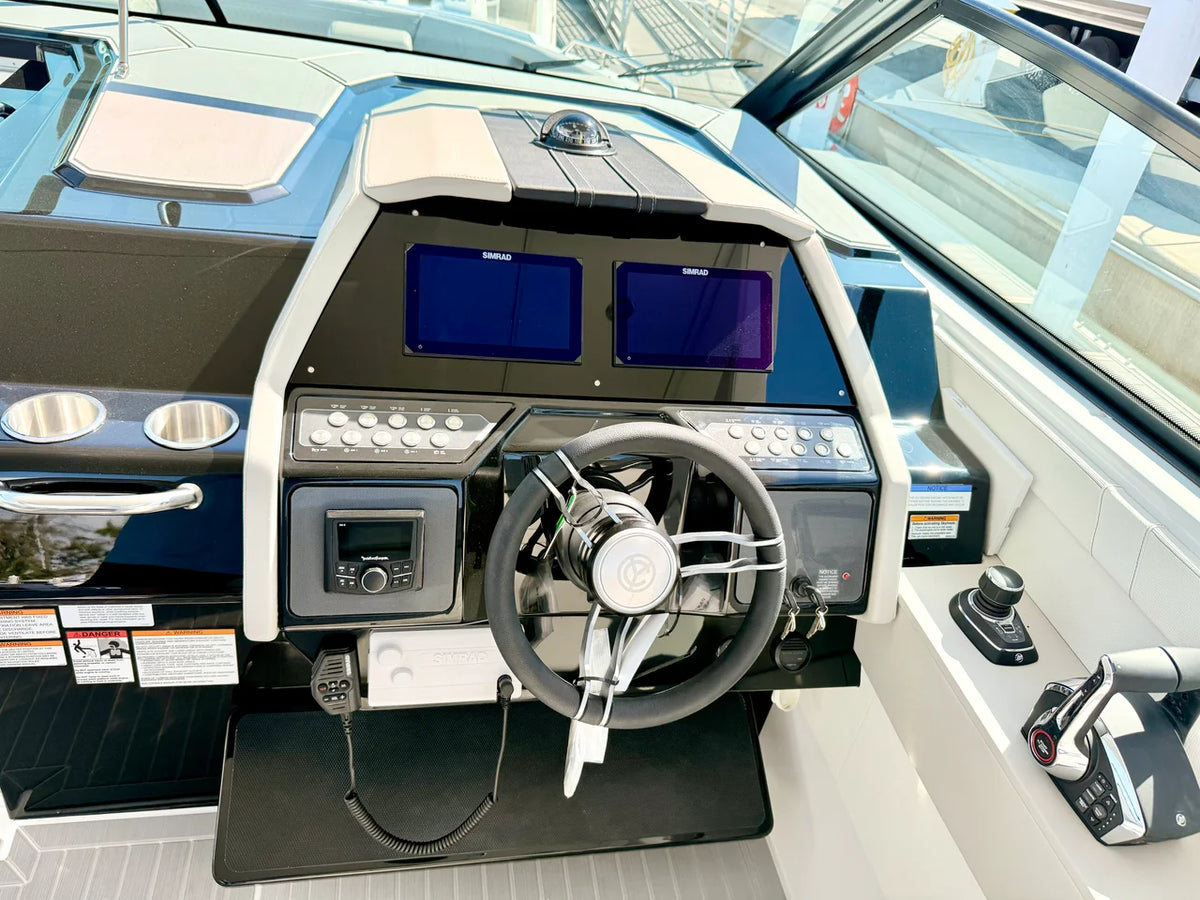 2026 Cruisers Yachts 34 GLS Outboard 34.0 feet, Clearwater, Florida #54