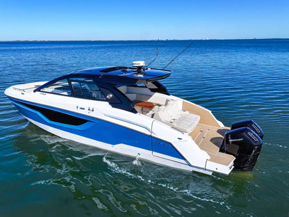 2026 Cruisers Yachts 42 GLS Outboard 42.0 feet, Clearwater, Florida #11