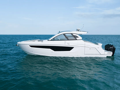 2026 Cruisers Yachts 50GLS OB 50.0 feet, Clearwater, Florida #10