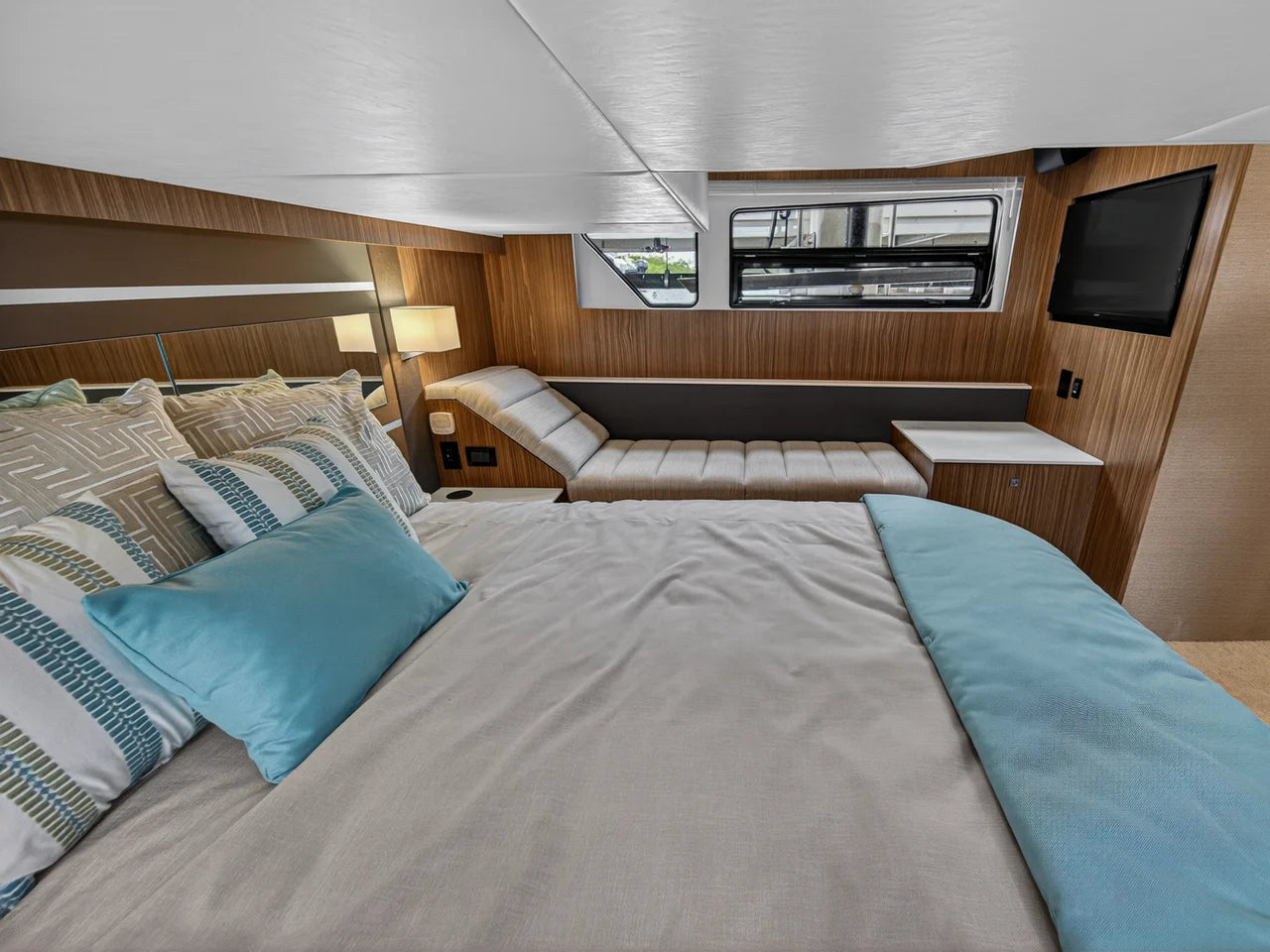 2026 Cruisers Yachts 46 Cantius 46.0 feet, Clearwater, Florida #59
