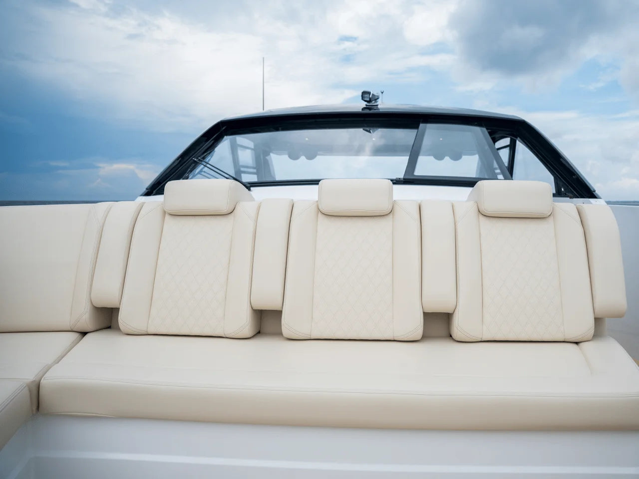 2026 Cruisers Yachts 50GLS OB 50.0 feet, Clearwater, Florida #61