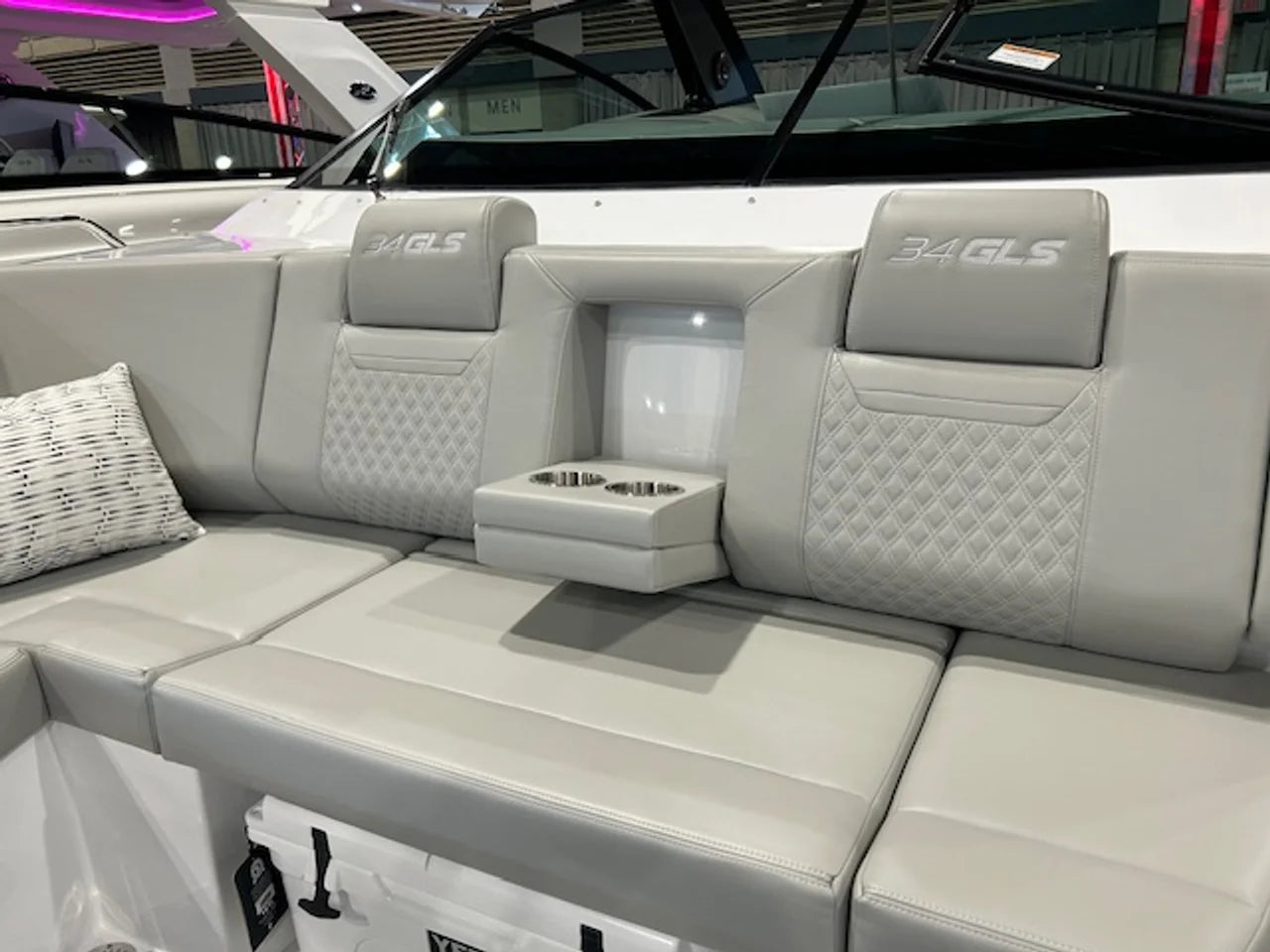 2026 Cruisers Yachts 34 GLS Outboard 34.0 feet, Clearwater, Florida #39
