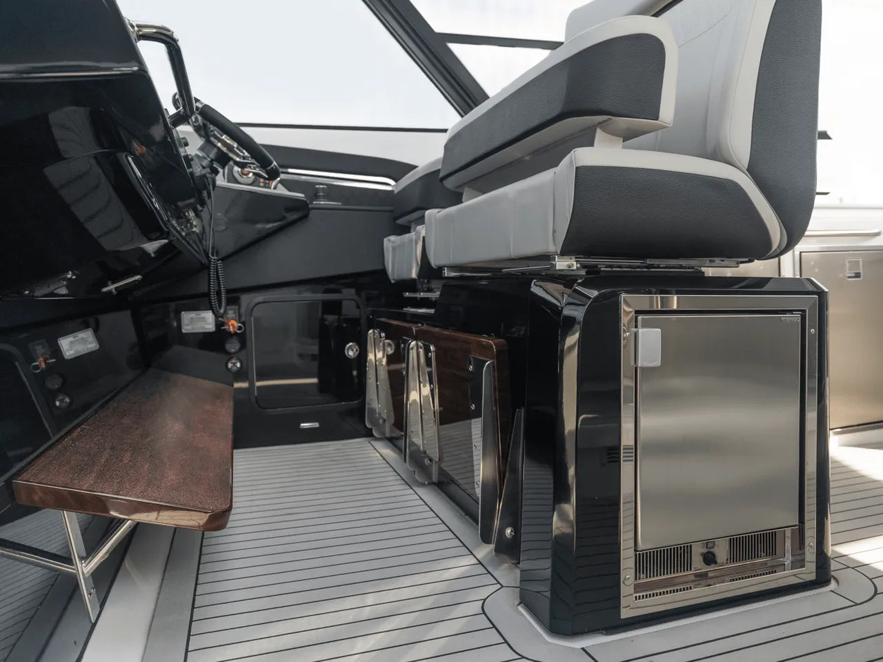 2026 Cruisers Yachts 50GLS OB 50.0 feet, Clearwater, Florida #110