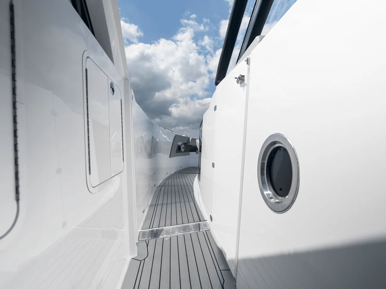 2026 Cruisers Yachts 50GLS OB 50.0 feet, Clearwater, Florida #66