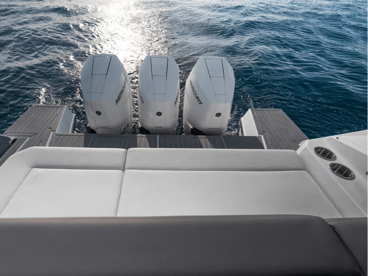 2027 Cruisers Yachts 38GLS-OB 38.0 feet, Clearwater, Florida #54