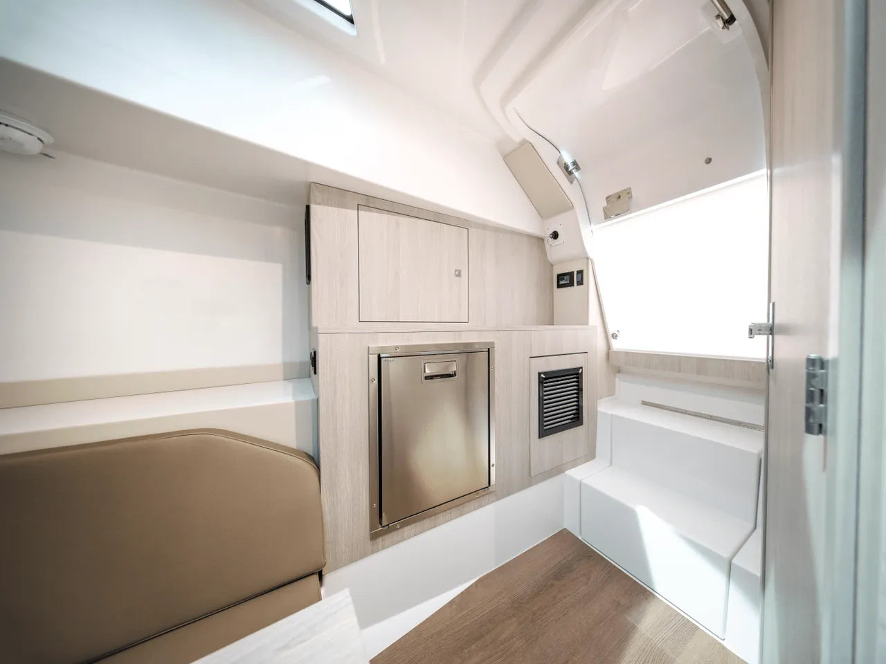 2026 Cruisers Yachts 38 VTR EC 38.0 feet, Clearwater, Florida #30