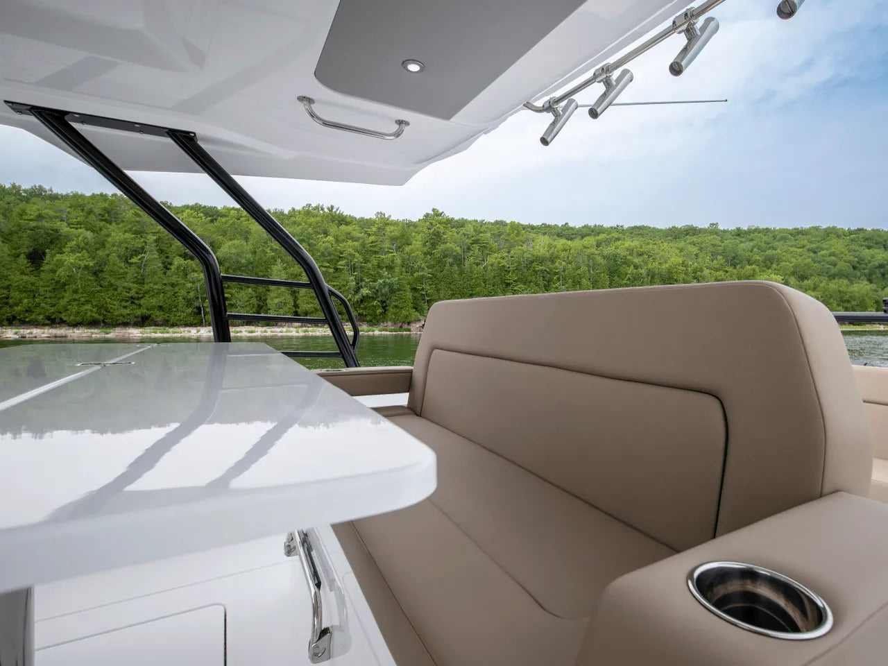 2026 Cruisers Yachts 38 VTR 38.0 feet, Clearwater, Florida #20