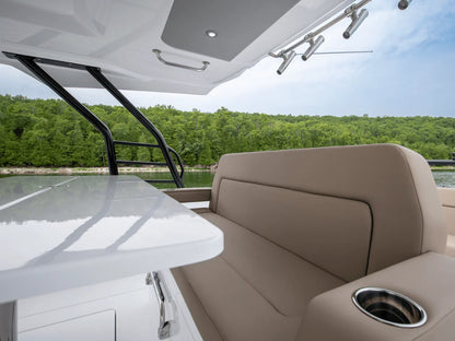 2027 Cruisers Yachts 38 VTR 38.0 feet, Clearwater, Florida #20
