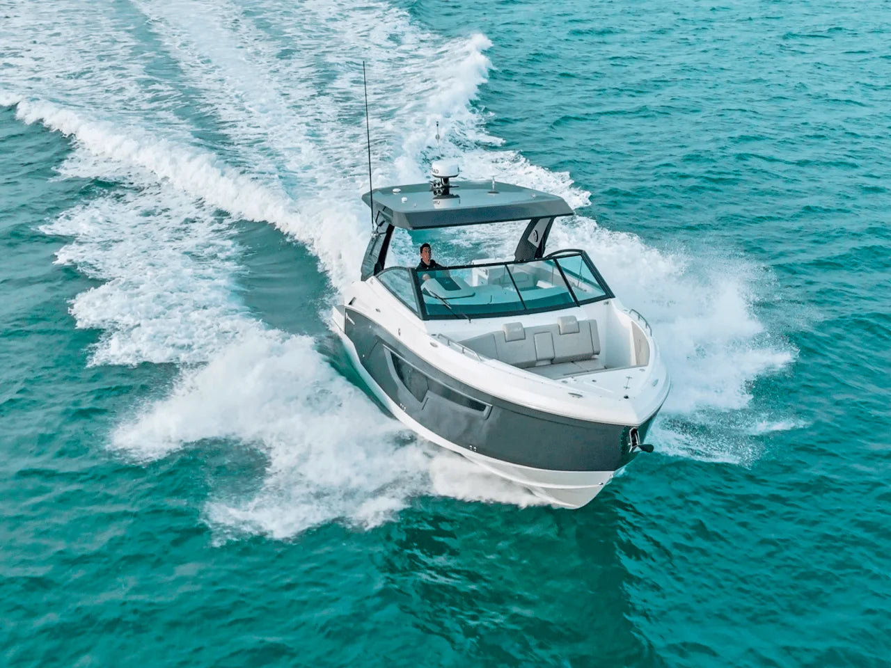 2027 Cruisers Yachts 34 GLS Outboard 34.0 feet, Clearwater, Florida #53